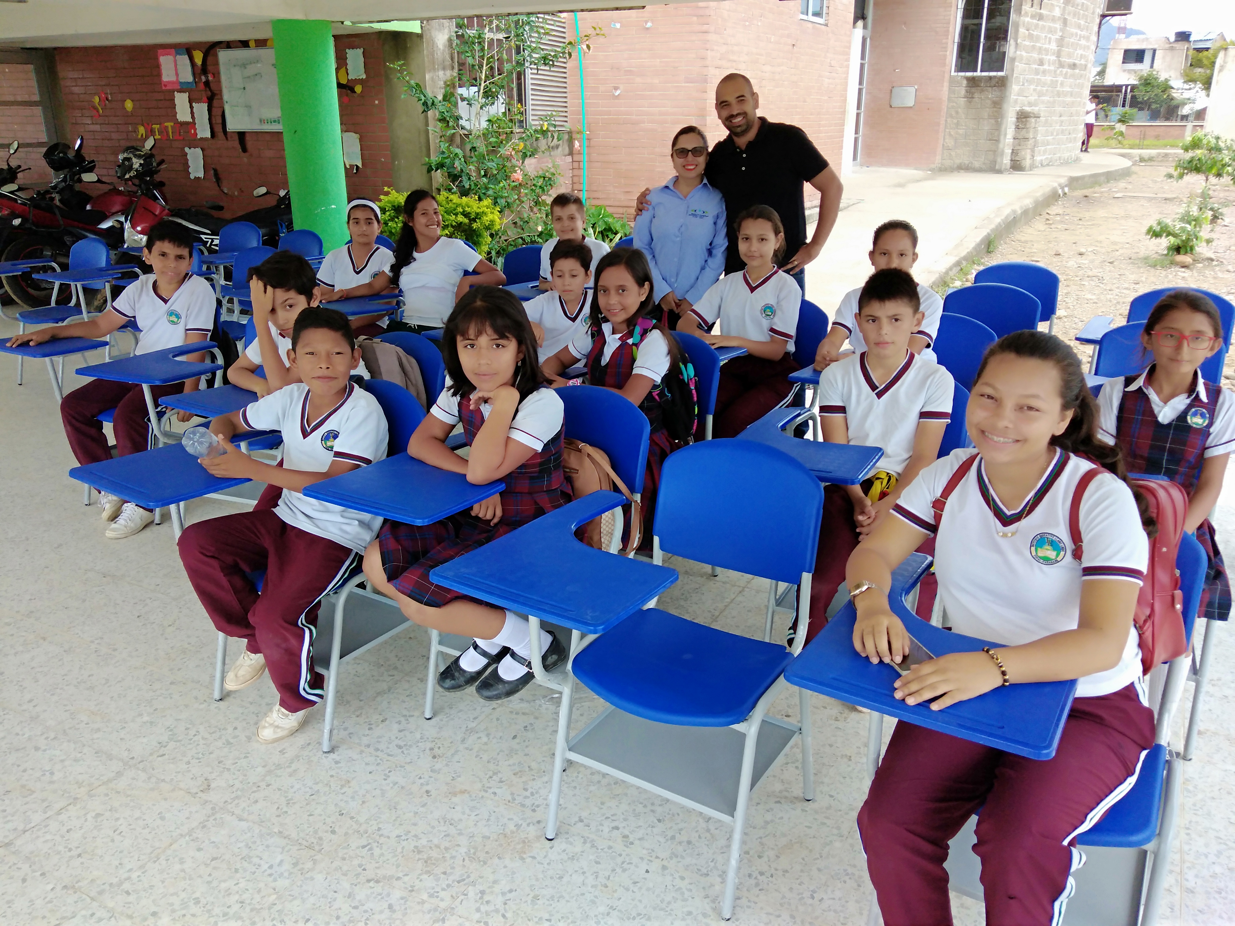 Imagen Pupitres Estudiantiles